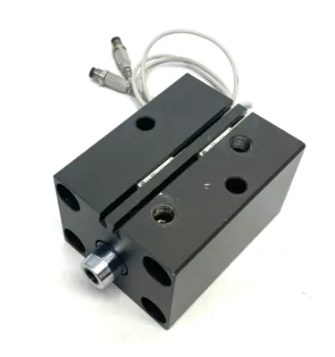 Used PHD Pneumatic Swing Clamp Cylinder Pneumatic Cylinders Michigan US | Maverick Industrial Sales #1423179
