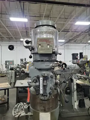 Used BRIDGEPORT SERIES 1 2 HP Vertical Mills Kentucky US | Aucto #1342174