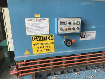Used _UNKNOWN_ _UNKNOWN_ Power Squaring Shears (Inch) British Columbia CA | Modern Tool BC #1323646