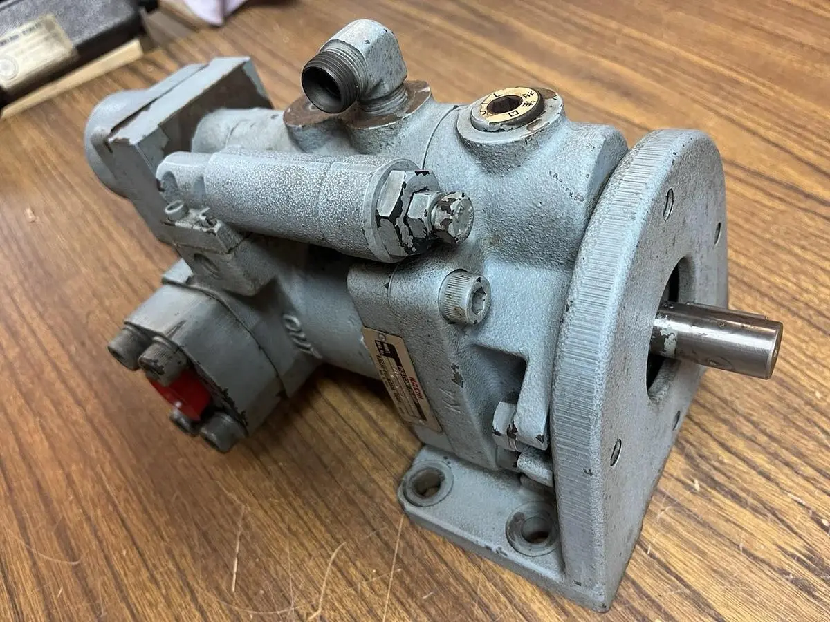 USED NACHI PVS-1A-16N301-12