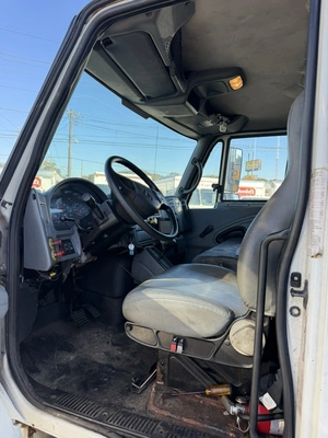 Used 2006 FREIGHTLINER 4300SBA4X2 Box trucks Ohio US | Miedema Asset Management Group #1578011