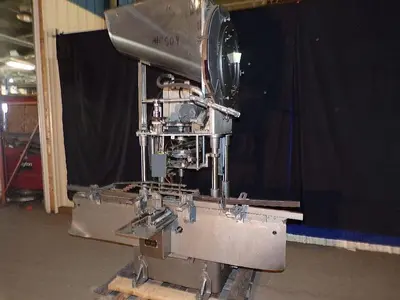 Resina Model S-30 Capper