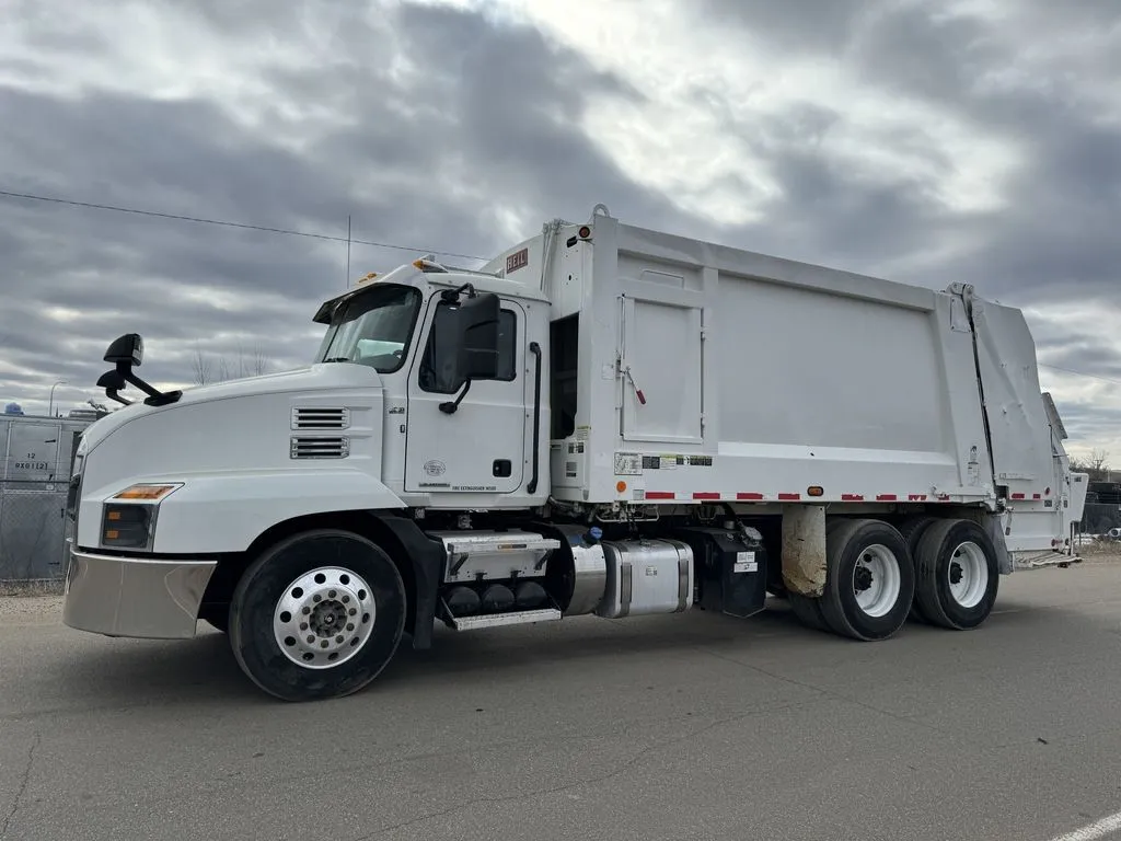 Used 2020 MACK ANTHEM Garbage trucks Minnesota US | Carco Truck & Equipment #1514278
