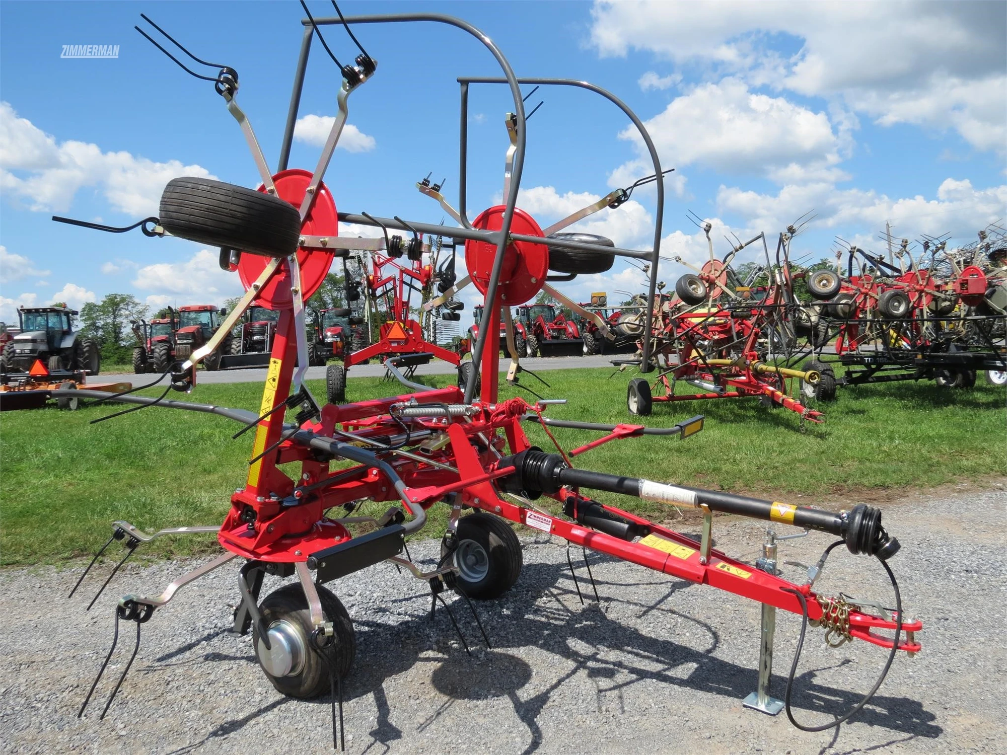 New | in-Stock 2024 MASSEY FERGUSON TD524 Tedders Pennsylvania US | Zimmerman Farm Service #1410053