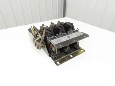 Allen Bradley 1494V-DS400 Safety Disconnect Switch 400A 600V 125HP 3Ph