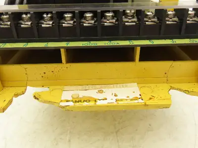 Fanuc A20B-1003-0090/04A Servo Amplifier Module 4 Mounting Tabs Broke Off