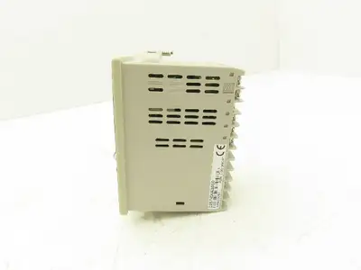 Azbil SDC35 Digital Temperature Controller Single Loop High Accuracy High Speed