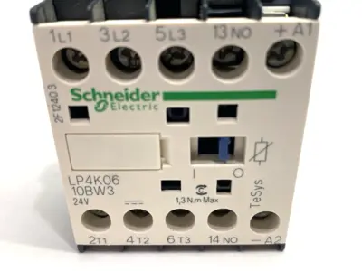 Used Schneider Electric Contactor 3P 24VDC Coil 440V 2.2kW 6A PLC Contactors Michigan US | Maverick Industrial Sales #1401926