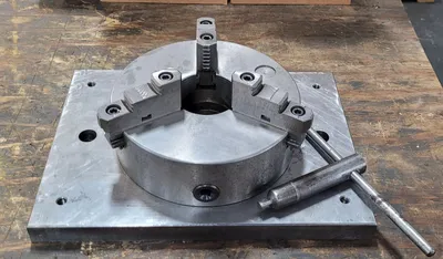 BISON 10" 3 Jaw Chuck Tooling & Accessories, Lathe Chucks | Machinery Central (1)