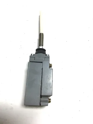 Square D 9007 Series A Limit Switch C62J C062 Rod Lever 600 V AC 10 Amps