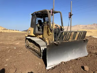 USED 2012 CATERPILLAR D6K XL