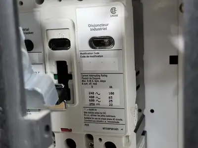 Used EATON CUTLER-HAMMER HFD3015 Switchgears British Columbia CA | Lenmark #239886