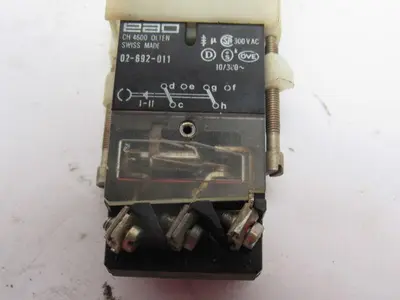 Used EAO _UNKNOWN_ Relays & Switches | Arrow Industrial #640038