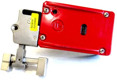 NEW FORTRESS TA2T6SE411X001 INTERLOCK SWITCH ITM-00054266