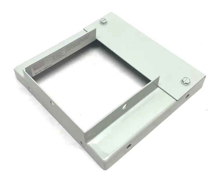 Used HOFFMAN NVENT REDUCER PLATE PAINTED WHITE 6" X 6" TO 4" X 4" Miscellaneous MRO | Maverick Industrial Sales #1121711