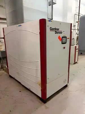 2018 GARDNER DENVER VS45-70A03 Planta de aire compresor | Perry Equipment (2)