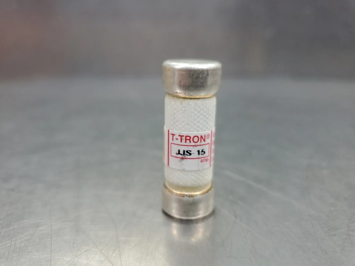 T-Tron JJS-15 Current Limiting Fuse, 15A 600VAC. 4D-38