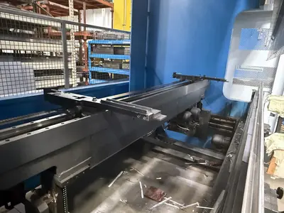 Used 2005 FINN-POWER 300 TON Press Brakes Illinois US | Machinery Marketing International #1289502