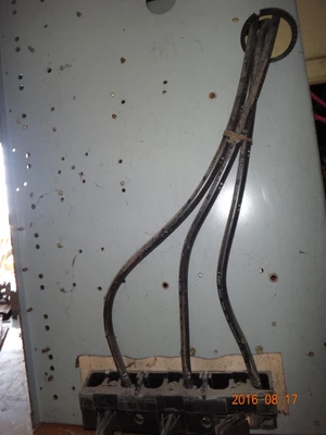 General Electric IC7700 size 3 Motor Control Center Buckets