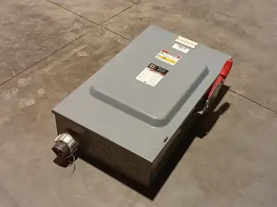 USED SQUARE D CH324N