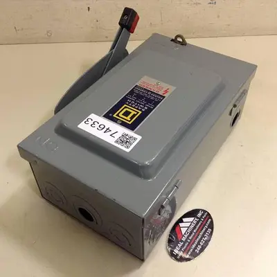 USED SQUARE D H-221-N