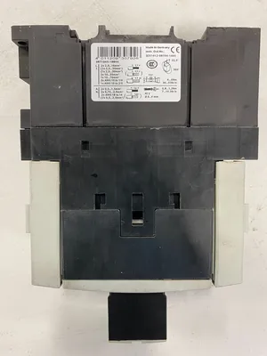 USED SIEMENS 3RT1045-1BB44
