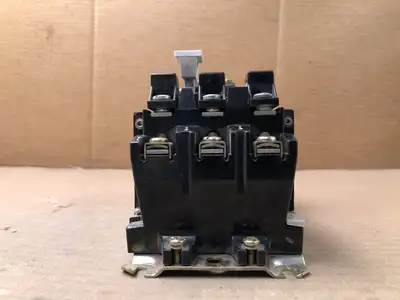 Allen-Bradley 509-B0D Series B NEMA Size 1 Full Voltage Starter 27A 600VAC