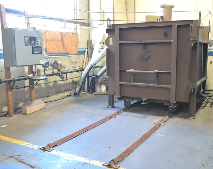 Used UNKNOWN Car Bottom Furnace Car Bottom Furnaces Michigan US | Heat Treat Equipment Co. #830862
