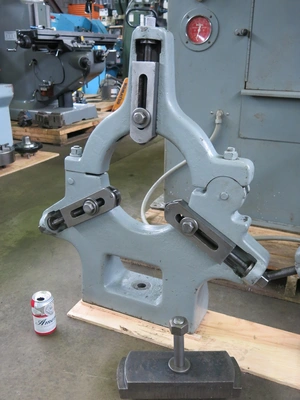 Large Lathe Steady Rests Leblond & Lodge & Shipley 34-36″