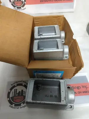 New | in-Stock CROUSE-HINDS FS2 Miscellaneous Equipment (Electrical & Power) Ohio US | Surplus Asset Holdings #1363942