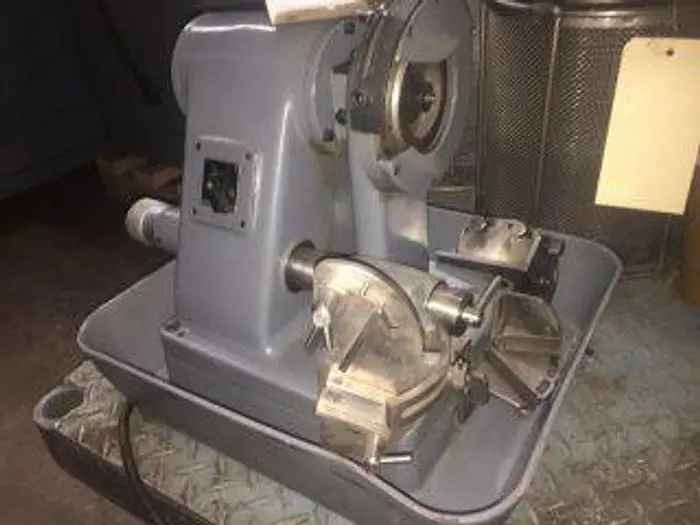 2431-330 LIENHARD Single Lip Bench Model Cutter/Grinder