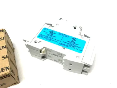 USED SIEMENS MINIATURE CIRCUIT BREAKER 2-POLE 10A D-CHAR.