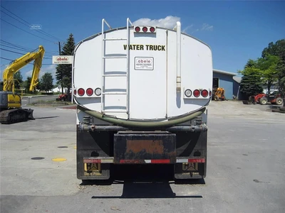 Used 2007 PETERBILT 335 Water Trucks | Abele Tractor #1343007