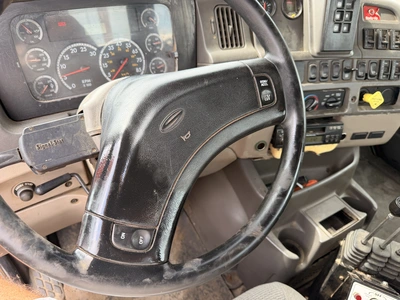 Used 2005 STERLING LT9513 6X4 Cab Chassis trucks Michigan US | Miedema Asset Management Group #1437090