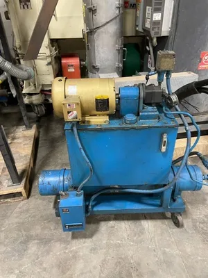 USED 1996 JOHNSON STANDARD 30:1  L/D  150 HP