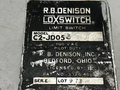 USED RB DENISON CDJD053
