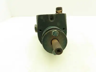 Roper 18AP02 Hydraulic Lubrication Gear Pump 7.2 GPM 300 PSI 3/8" NPT 1/2" Shaft
