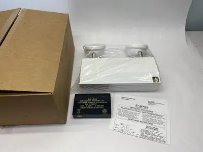 USED ULINE STEEL LED EMERGENCY LIGHT, WHITE, W/ BATTERY