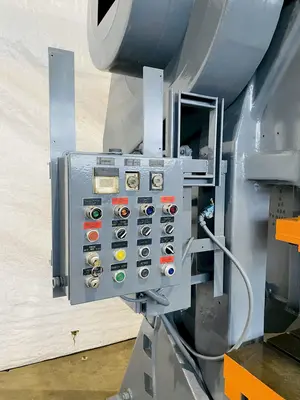 USED JOHNSON 125BG/AC