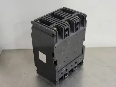 Used SQUARE D FA36020 Switchgears British Columbia CA | Lenmark #244746