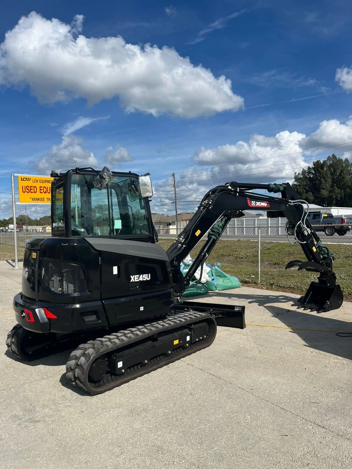 NEW XCMG XE45U