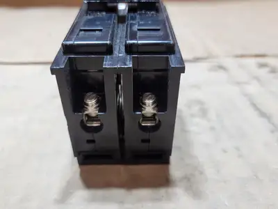 Used CUTLER-HAMMER BA215 Switchgears British Columbia CA | Lenmark #1438543