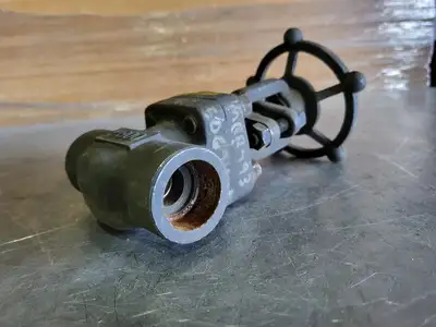 1" Class 800 Gate Valve API 602