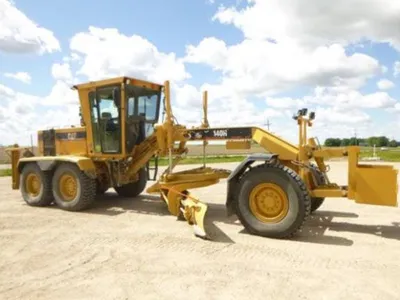 2002 Caterpillar 140HNA