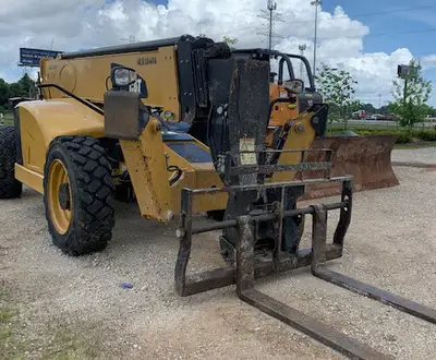 Used 2010 CAT TL1055 Telehandlers New York US | United Lift #1446533