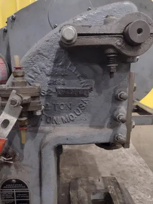 BENCH TOP PRESS: STOCK #23266