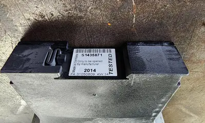 USED SCHMERSAL PROTECT SRB301ST-24V-(V.2)