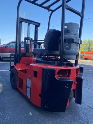 USED 1962 HYSTER QC-20