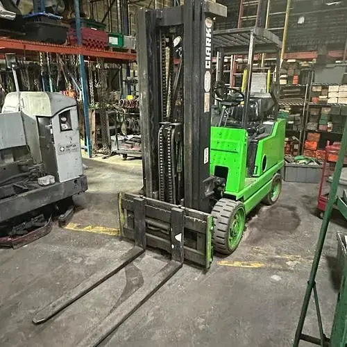 Used CLARK GVS25S Misc Industrial Equipment Arizona US | Aucto #715491