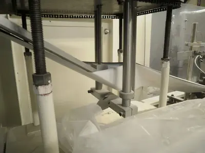 USED 1900 BARTELT IM 9-12